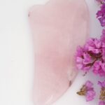 Pembe Kuvars Gua Sha Masaj Tarağı