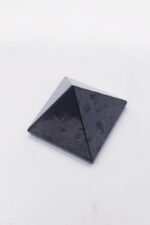 Tamburlanmış Shungite Küçük Piramit Doğal Taş