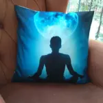 Ay Işığında Meditasyon Yastığı