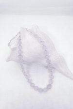 PEMBE KUVARS BUTİK KOLYE